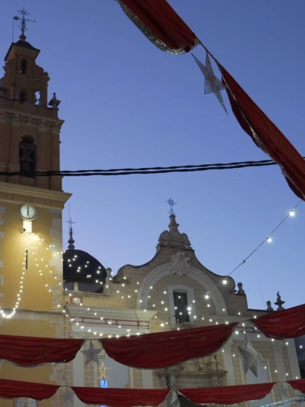 Decoración de calles navideña